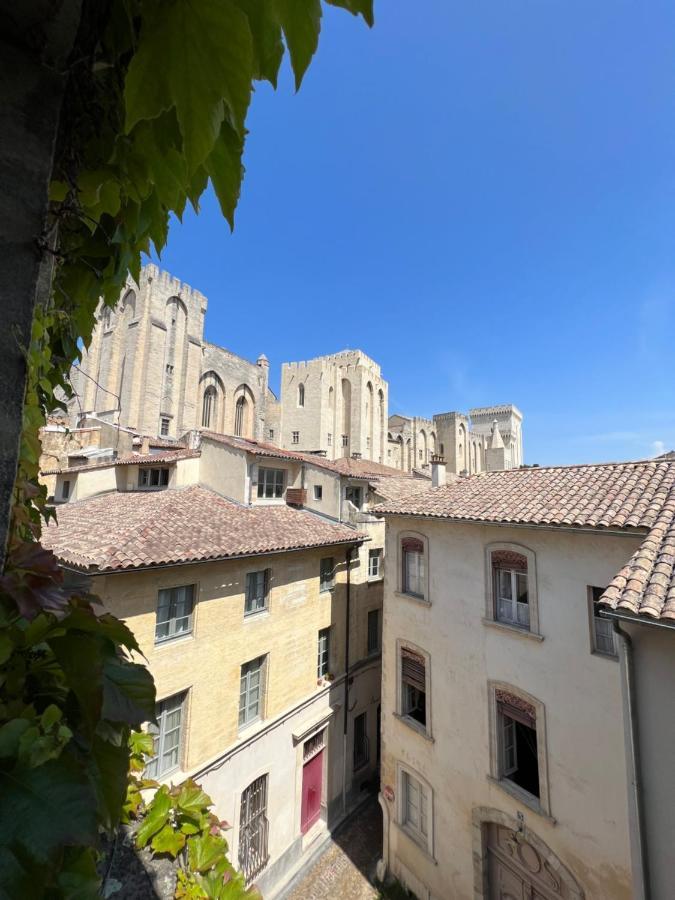 Renove, Vue Sur Palais Des Papes, Terrasse Et Wifi Troisieme Etage Apartamento Avinhão Exterior foto