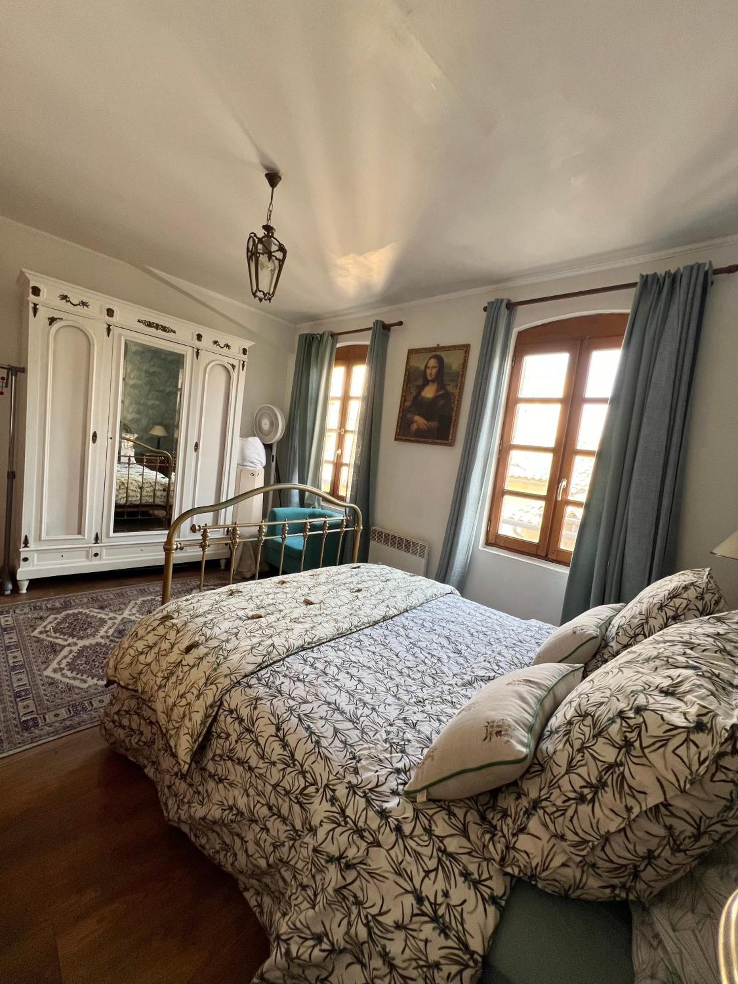 Renove, Vue Sur Palais Des Papes, Terrasse Et Wifi Troisieme Etage Apartamento Avinhão Exterior foto